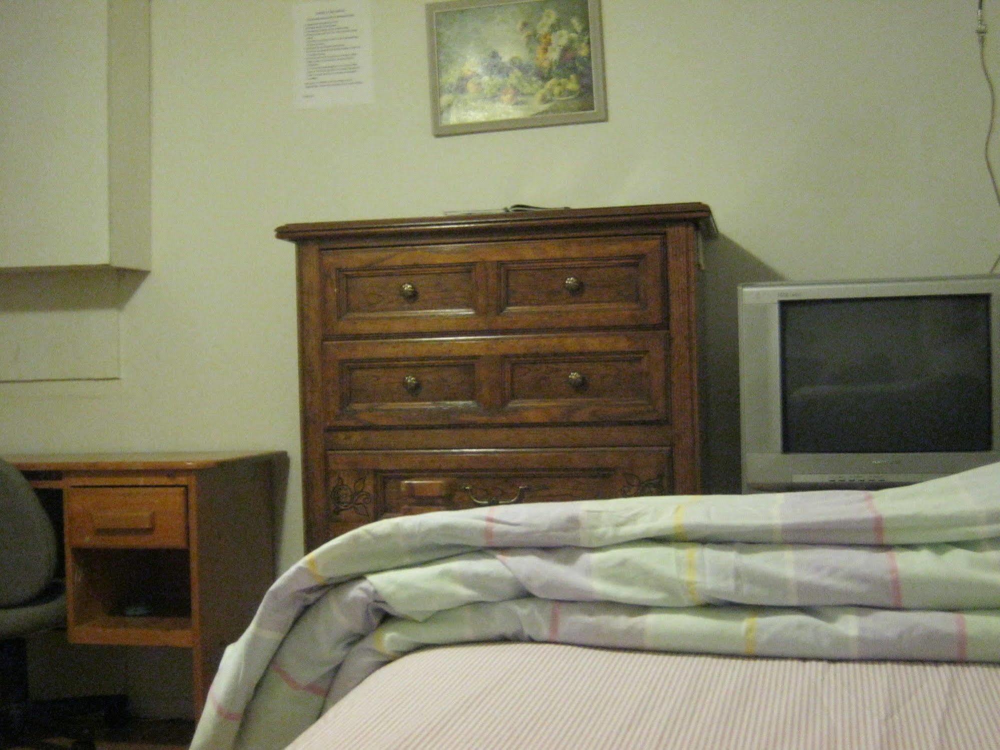Kelowna Okanagan Lake Hostel المظهر الخارجي الصورة